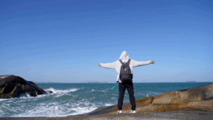 the freedom of traveling solo